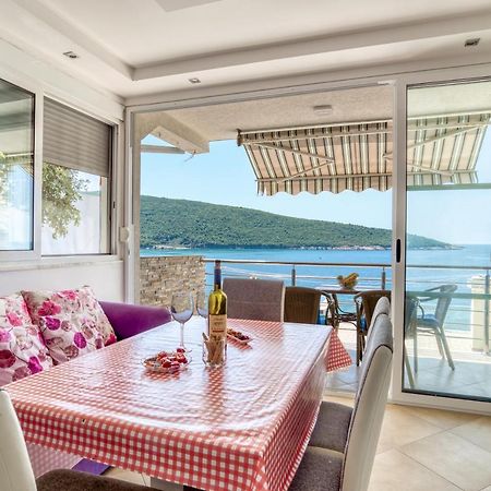 Odore Di Mare Utjeha Ngoại thất bức ảnh